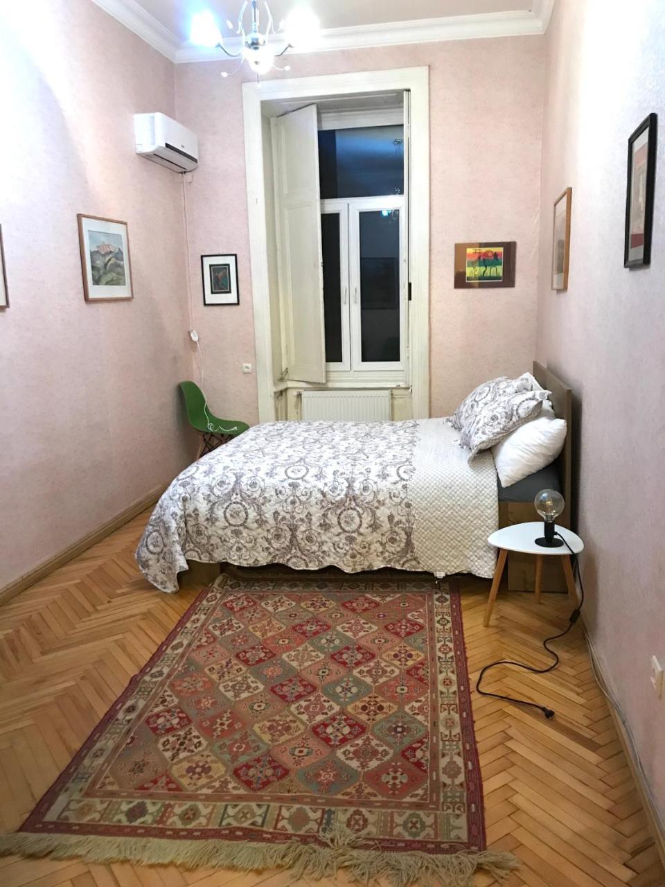 Freedom Square Flat Apartment Tbilisi Ngoại thất bức ảnh